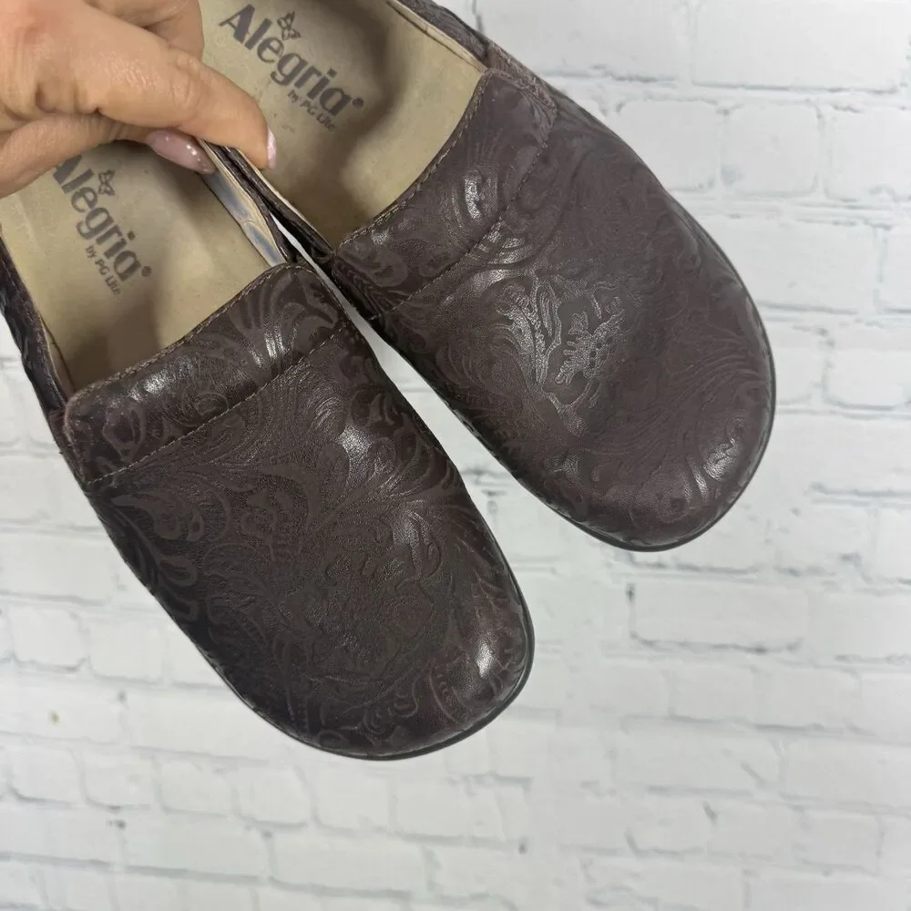 Alegria Keli KEL-433 Womens 7.5-8 US 38 EU Brown Embossed Leather Clogs Slip On